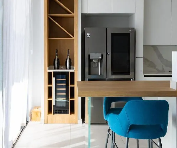 Modern Apartment In The Center Of St Julians By Arcobnb